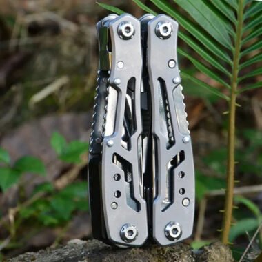 Knives & Tools